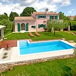 Villa Franciska In Smoljanci - Haus Für 5 Personen *