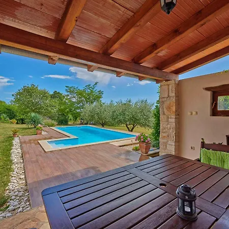 Franciska In Smoljanci - Haus Fuer 5 Personen Villa *